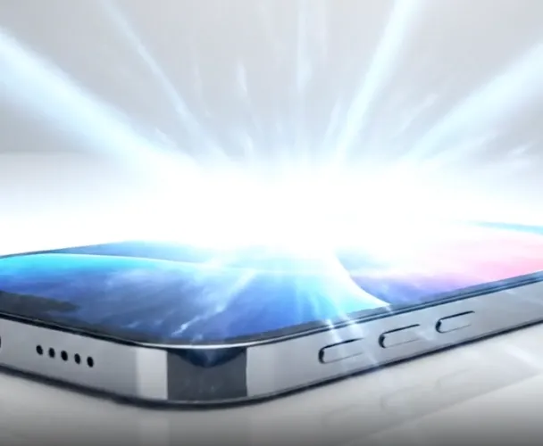 【VEO】iPhoneトランスフォーム動画